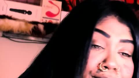 Snapshot of indian_dreamgirl chatting on 11.20.25 Bella Ambrosia online show from 11.20.25