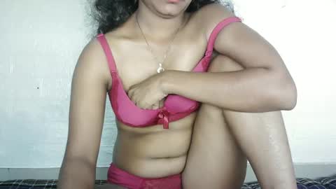 Snapshot of indian_saanvi chatting on 04.09.26 Saanu online show from 04.09.26