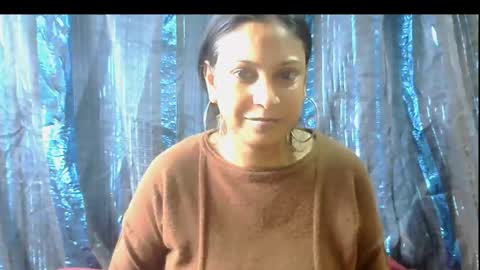 indian_spice_girl online show from 12.18.25