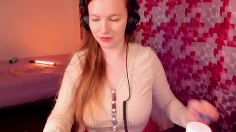 Snapshot of indian_summer_ chatting on 01.16.25 Melissa No Baby or bb sexy etc... online show from 01.16.25