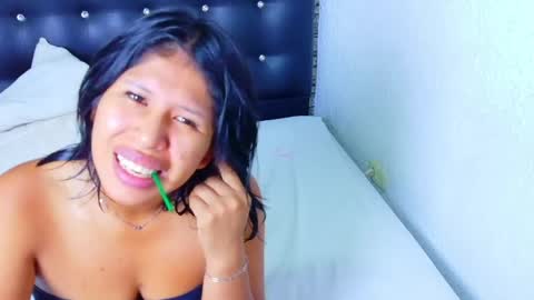 Snapshot of indian_whore18 chatting on 06.04.26 indian_whore18 online show from 06.04.26