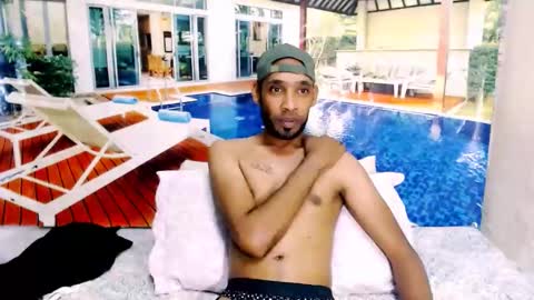 Snapshot of indianmagicmike69 chatting on 11.18.25 indianmagicmike69 online show from 11.18.25