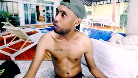 Snapshot of indianmagicmike69 chatting on 11.29.25 indianmagicmike69 online show from 11.29.25