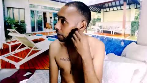 Snapshot of indianmagicmike69 chatting on 12.03.25 indianmagicmike69 online show from 12.03.25