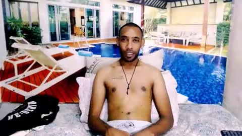 Snapshot of indianmagicmike69 chatting on 12.04.25 indianmagicmike69 online show from 12.04.25