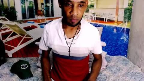 Snapshot of indianmagicmike69 chatting on 12.13.25 indianmagicmike69 online show from 12.13.25