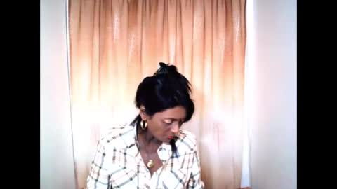 Snapshot of indianpeaches chatting on 11.06.25 indianpeaches online show from 11.06.25