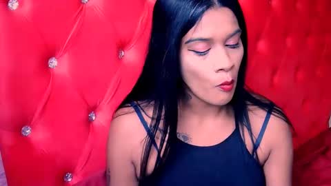 Snapshot of indianpretty07 chatting on 12.19.24 indianpretty07 online show from 12.19.24