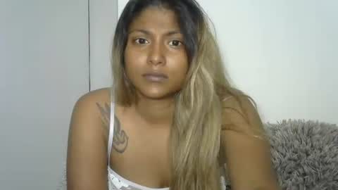 indianqtpie6 online show from 10.22.25