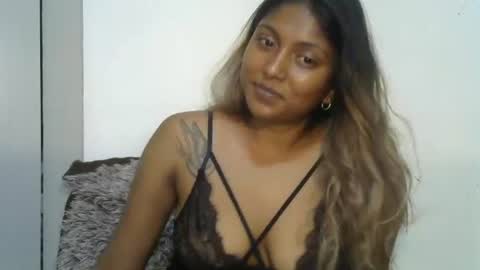 indianqtpie6 online show from 02.12.26