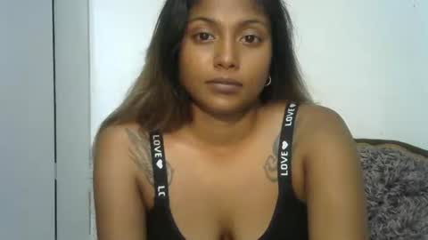 Snapshot of indianqtpie6 chatting on 04.12.26 indianqtpie6 online show from 04.12.26