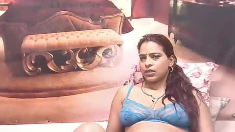 indiansexyass4u2luv online show from 01.12.25