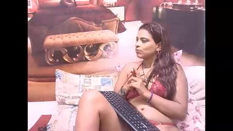 indiansexyass4u2luv online show from 01.14.25