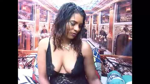 indiansexyass4u2luv online show from 12.20.25