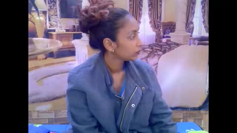 indiansexybutt4u2luv online show from 03.10.26