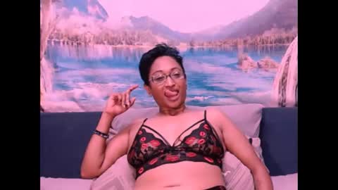 Shreya online show from 12.20.24