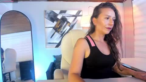 Indigo Wild  online show from 06.04.26