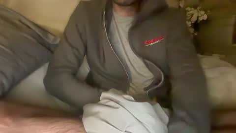 Snapshot of indiscriminator chatting on 12.02.24 just1dude online show from 12.02.24