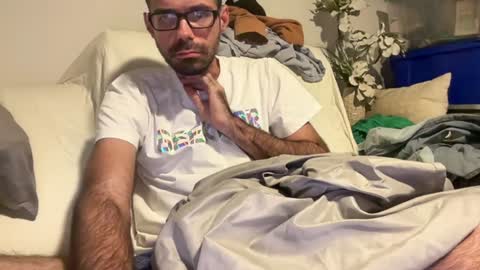 Snapshot of indiscriminator chatting on 12.23.24 just1dude online show from 12.23.24