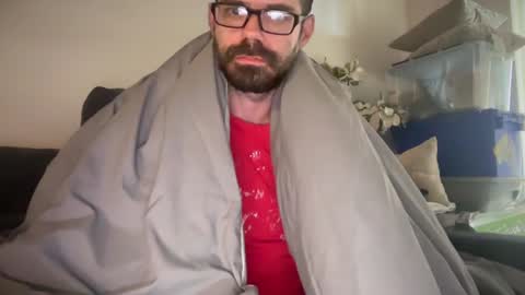 Snapshot of indiscriminator chatting on 01.06.25 just1dude online show from 01.06.25