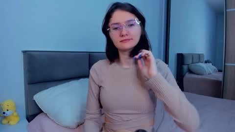 Kira online show from 11.27.25