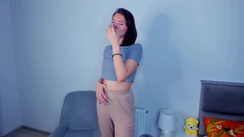 Kira online show from 12.05.25