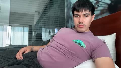 Snapshot of infamouslucas chatting on 11.23.25 Lucas online show from 11.23.25