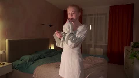 Alexa..  Inst     Fansly infinitysoul  online show from 12.14.24