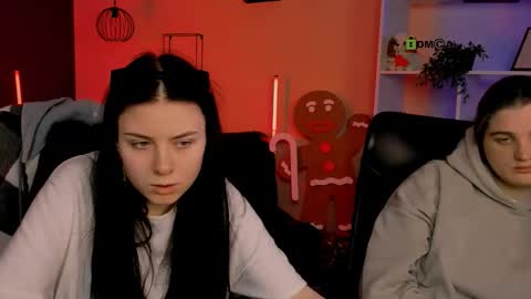 Snapshot of inga_gree chatting on 12.18.25 inga_gree online show from 12.18.25