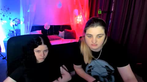 Snapshot of inga_gree chatting on 12.22.25 inga_gree online show from 12.22.25