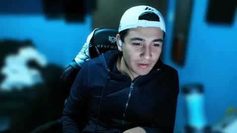 Iagust  online show from 04.14.26