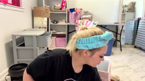 Ingrid online show from 11.25.25