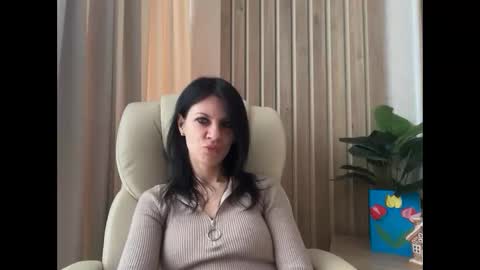 Snapshot of injaathome chatting on 04.16.26 InjaAtHome online show from 04.16.26