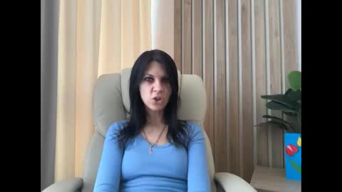 Snapshot of injaathome chatting on 04.29.26 InjaAtHome online show from 04.29.26