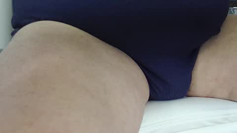 Snapshot of injmolder2 chatting on 01.18.25 Hanging Out online show from 01.18.25