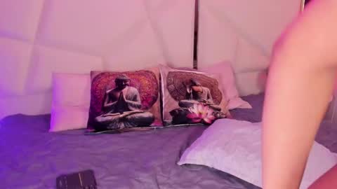 Indra online show from 03.18.26