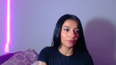 Abril online show from 02.13.26