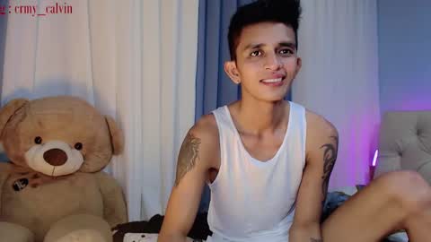 Snapshot of innocent_twinkxx chatting on 12.18.24 calvin online show from 12.18.24