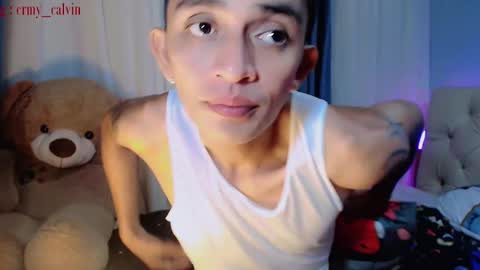 Snapshot of innocent_twinkxx chatting on 12.19.24 calvin online show from 12.19.24