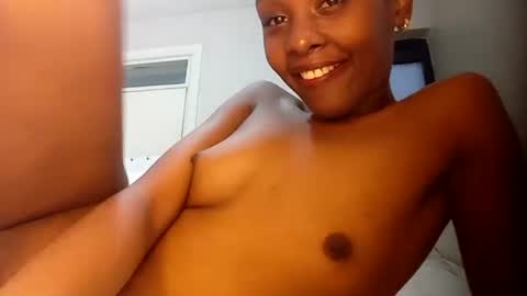 Snapshot of innocentcuteface chatting on 12.02.24 Amber online show from 12.02.24