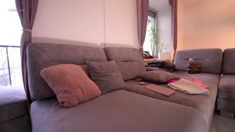 Snapshot of innocentemmy chatting on 12.09.24 Maria online show from 12.09.24