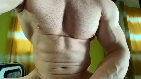 Snapshot of insanephisique chatting on 11.13.25 insanephisique online show from 11.13.25