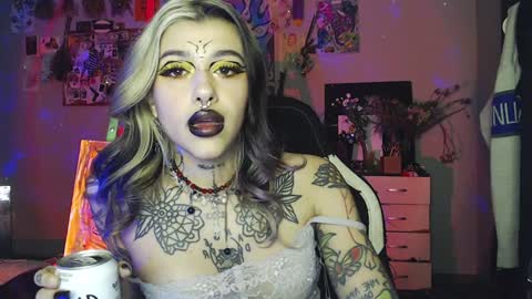 Insunnity666 online show from 01.13.25