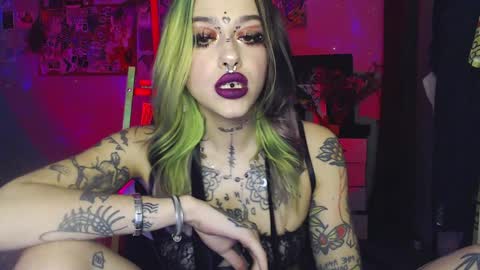 Insunnity666 online show from 01.28.25