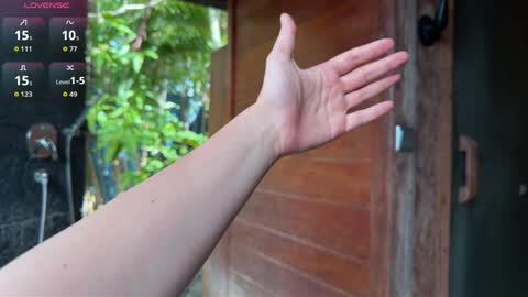 Sofi online show from 04.05.26