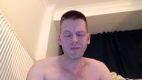 Snapshot of interestedhun chatting on 01.09.25 InterestedHun online show from 01.09.25