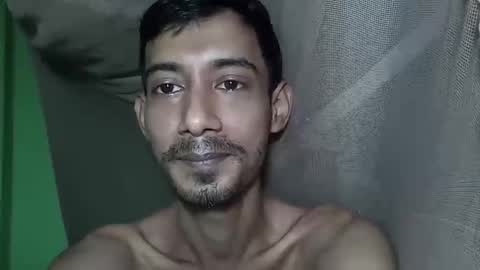 interne8famous online show from 09.17.25