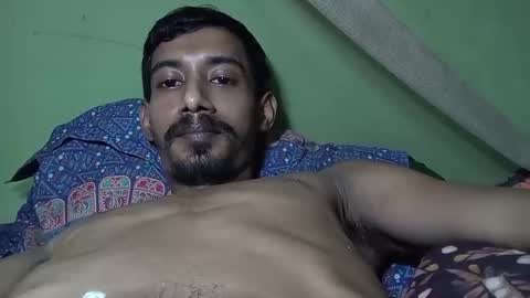 interne8famous online show from 10.06.25