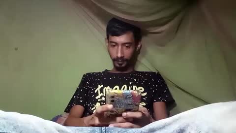 interne8famous online show from 10.06.25