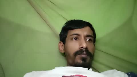 interne8famous online show from 11.02.25